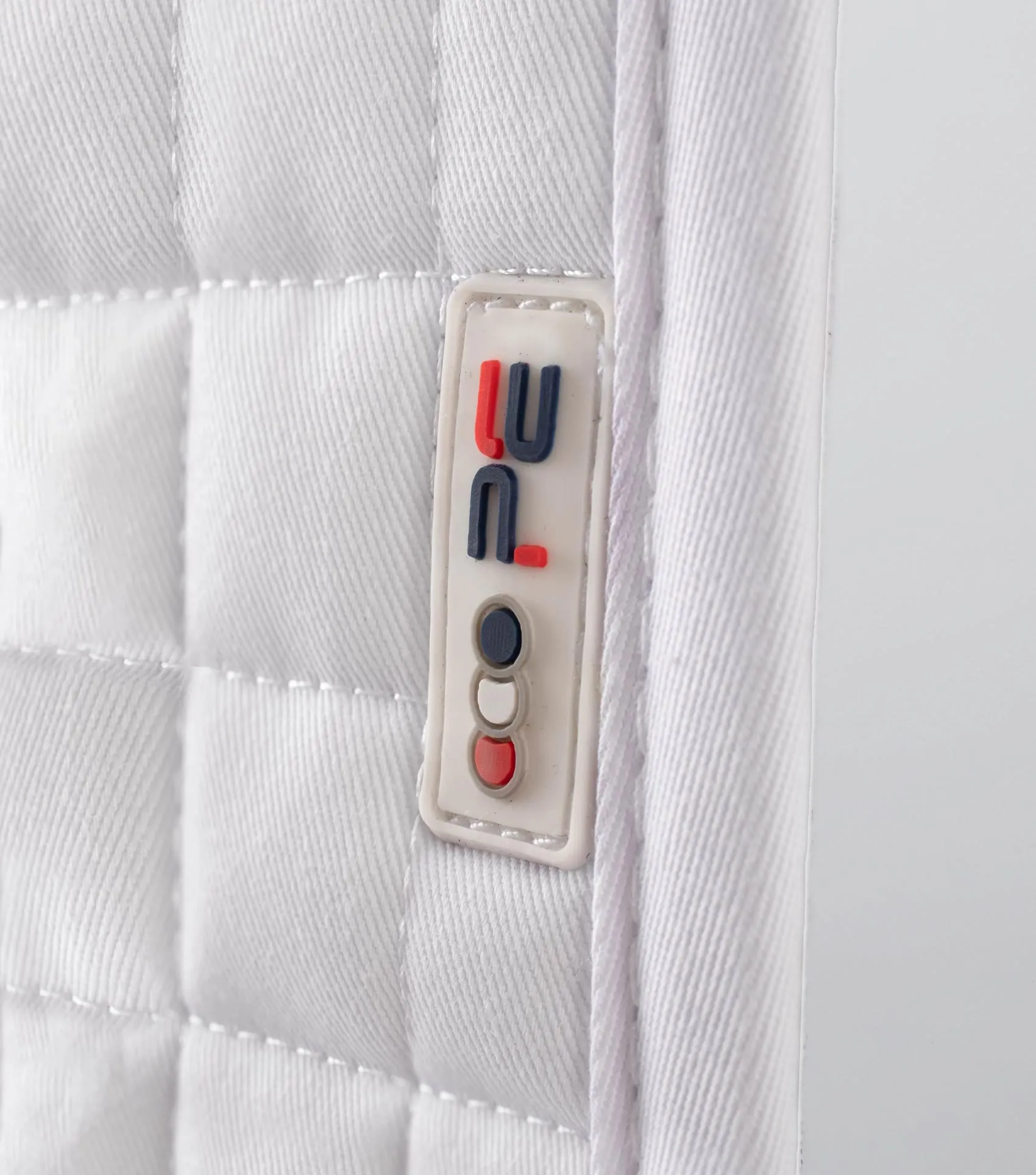 Close Contact Cotton Dressage Saddle Pad White