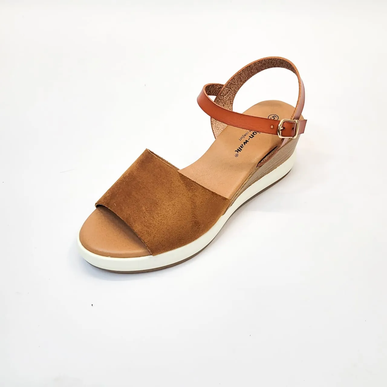 Cushion-walk brown/tan ankle strap wedge