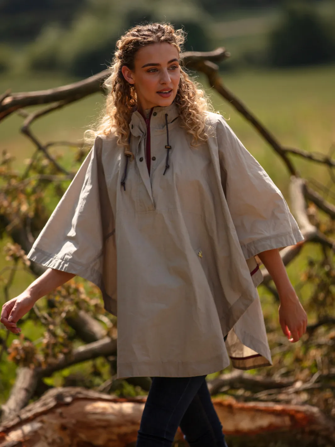 Derby Unisex Dry Wax Cape - Grey