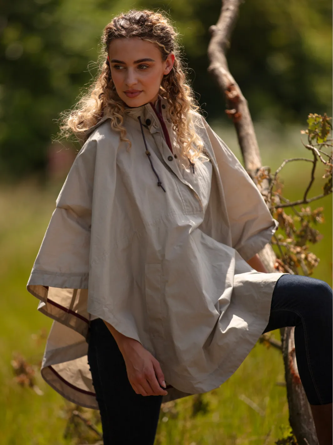 Derby Unisex Dry Wax Cape - Grey