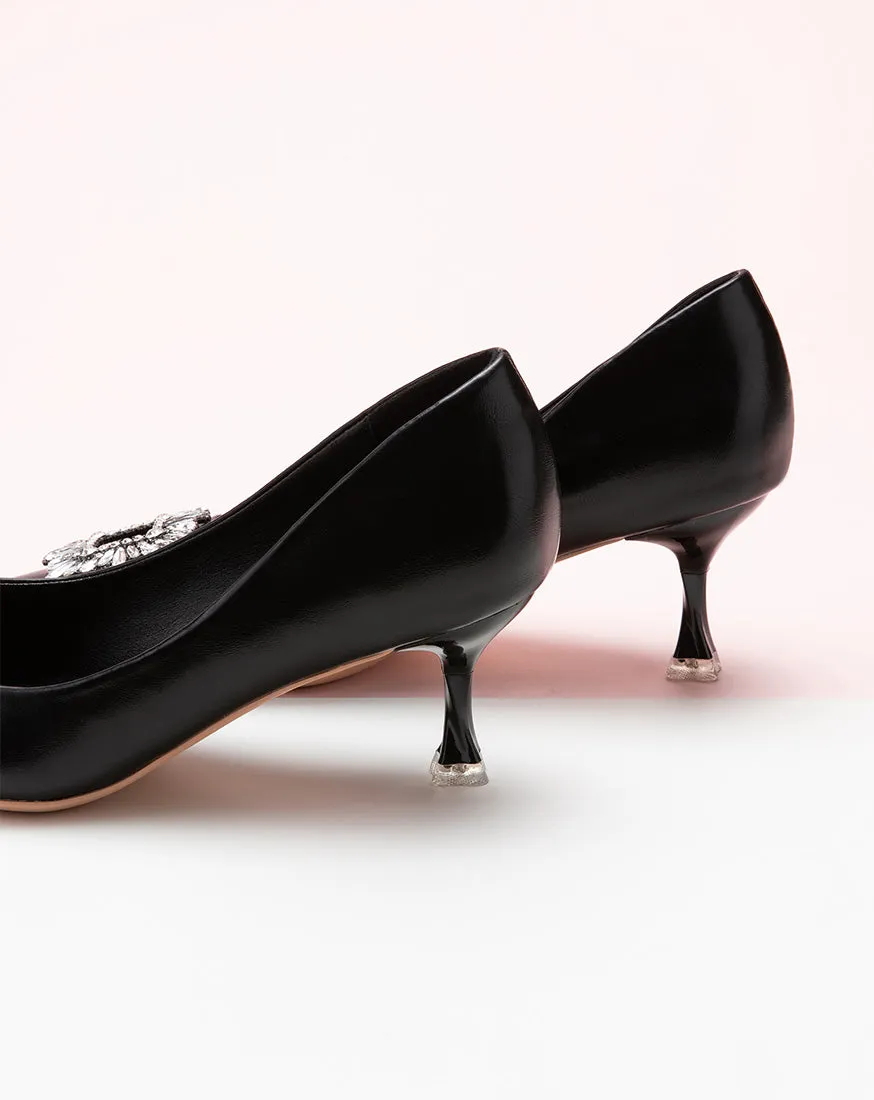 Hot Crystal Buckle Embellished Women Pumps Black