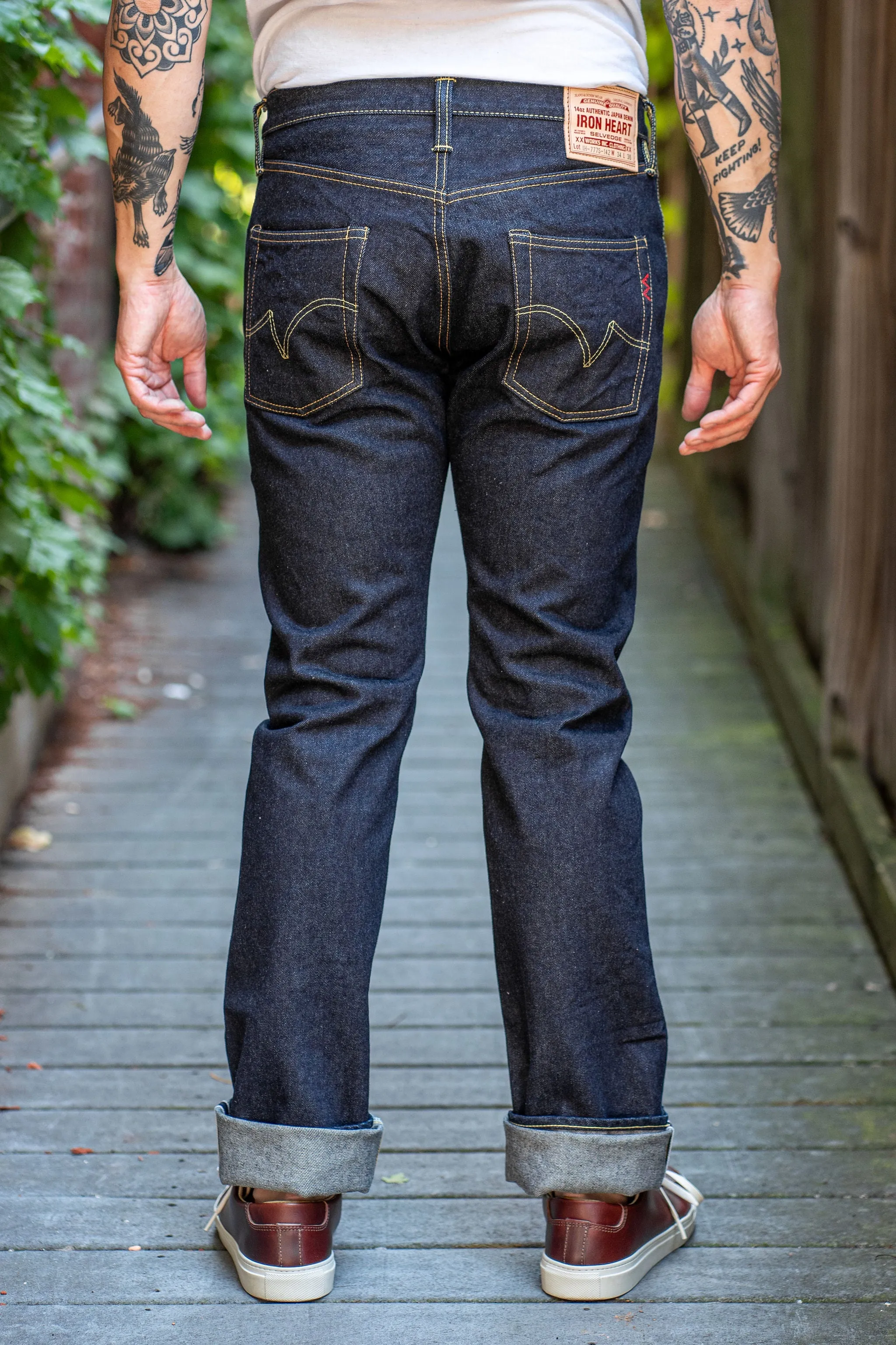 Iron Heart IH-777S-142 14oz Selvedge Denim Slim Tapered Jeans - Indigo