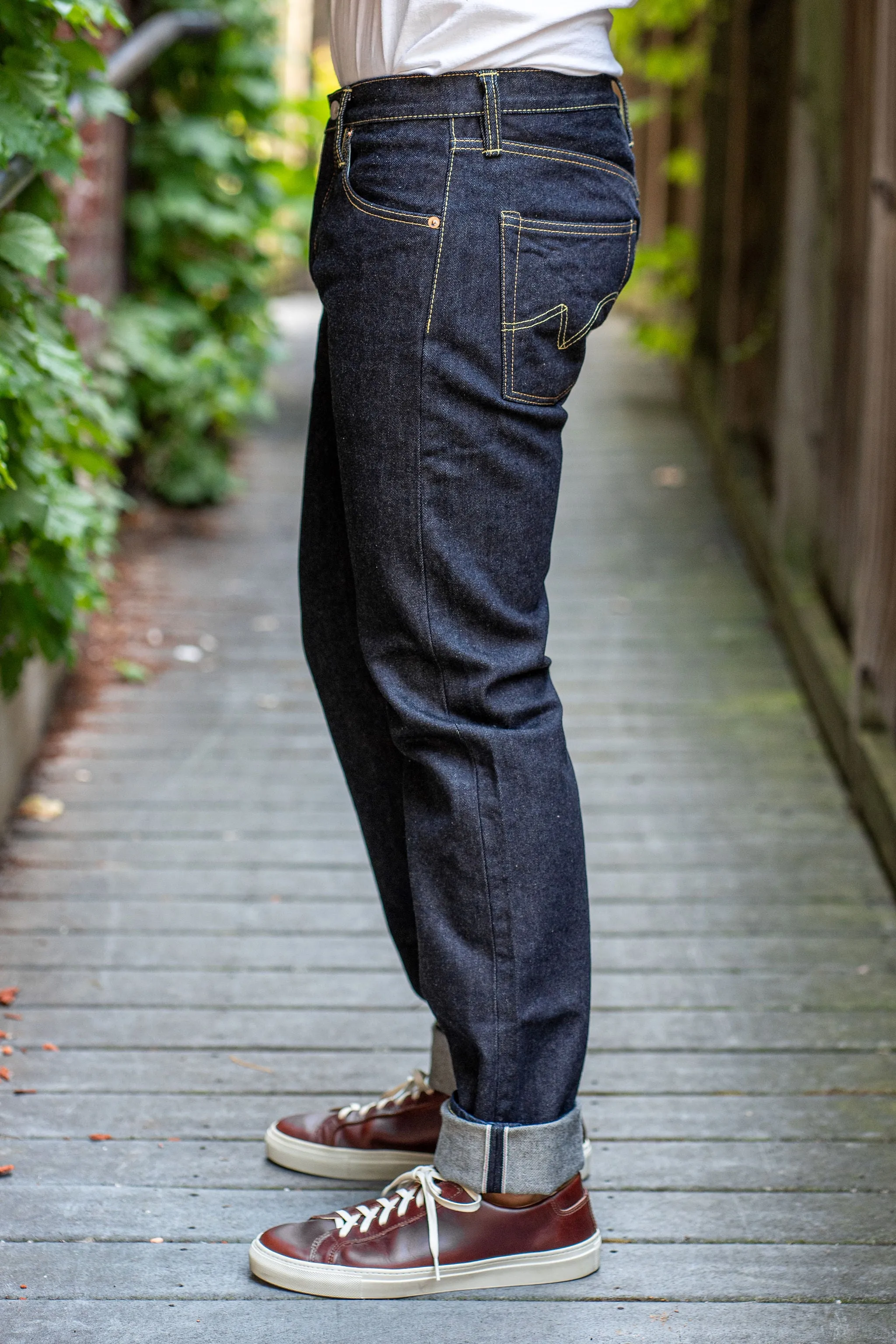 Iron Heart IH-777S-142 14oz Selvedge Denim Slim Tapered Jeans - Indigo