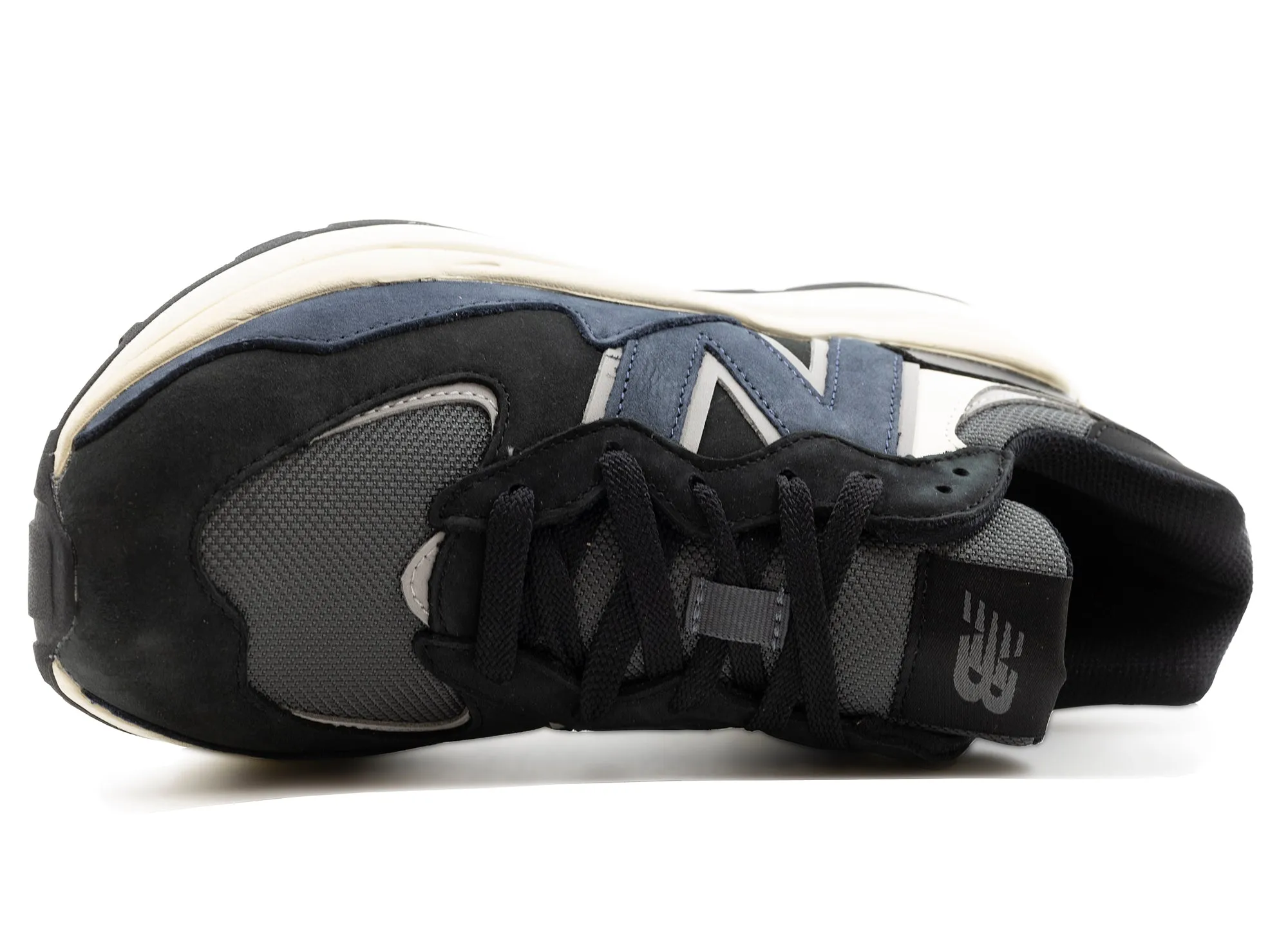 Women's New Balance W5740LB
