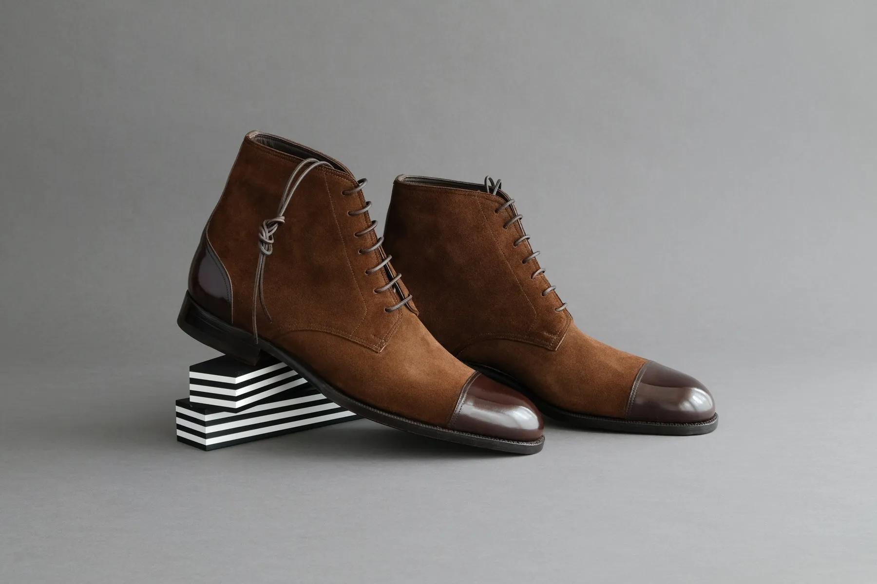ZeroTwoTwo.Polobrown Derby Boots from Bavarian Calf and Suede